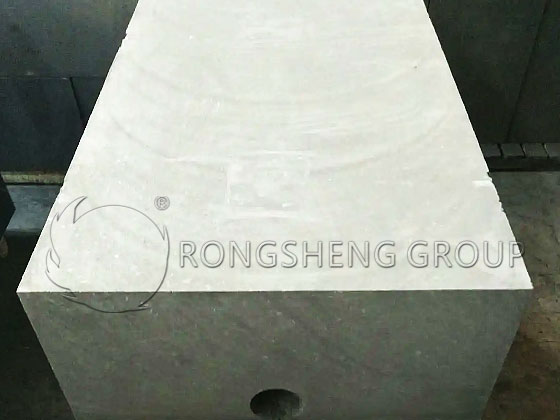 Semi-Graphite Silicon-Carbide Brick